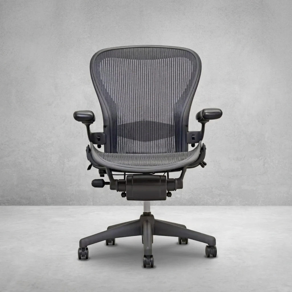 Herman Miller Aeron Classic Carbon / Graphite (Refurbished) - Image 5
