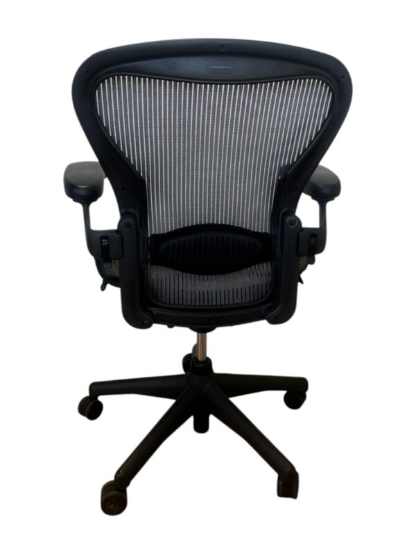 Herman Miller Aeron Classic Carbon / Graphite (Refurbished) - Image 3
