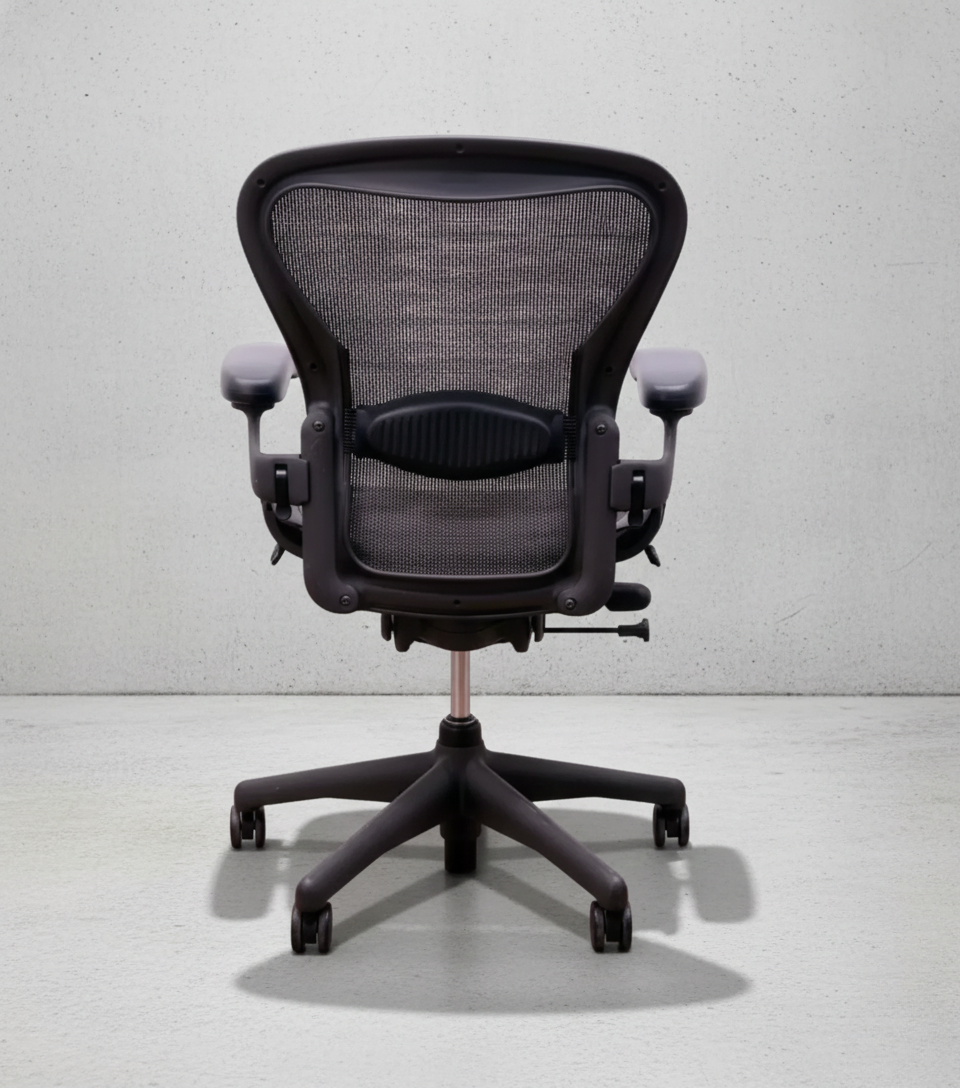 Herman Miller Aeron Classic Graphite (Refurbished) - Image 3