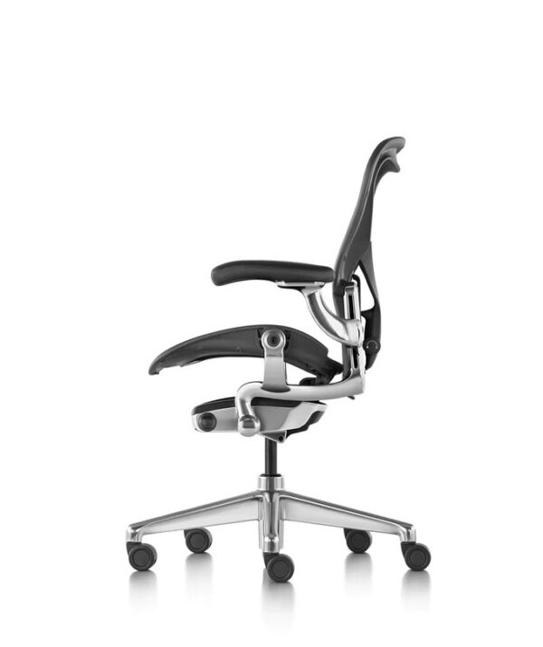 Herman Miller Aeron Remastered Graphite (Display Model) - Image 8