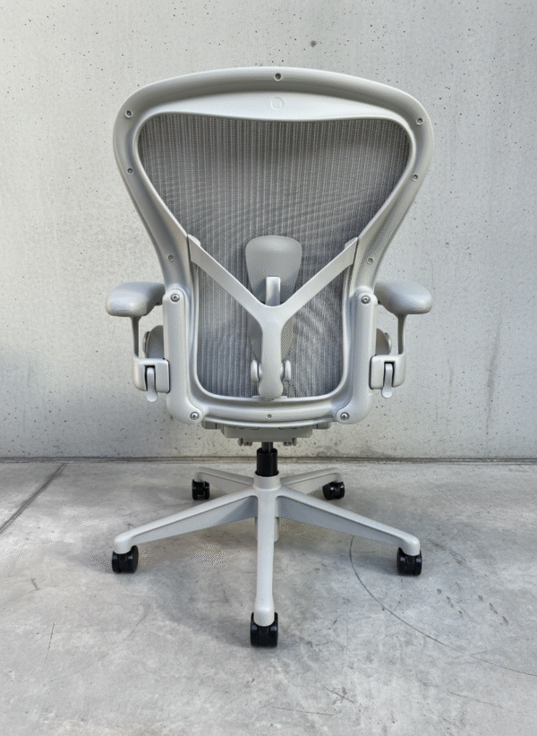 Herman Miller Aeron Remastered Mineral (Display Model) - Image 7