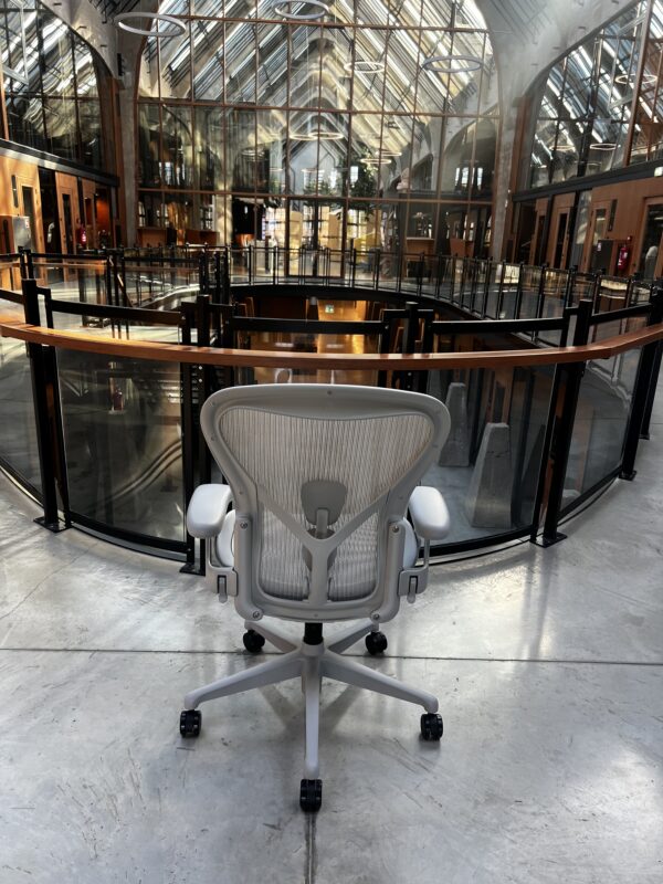 Herman Miller Aeron Remastered Mineral (Display Model) - Image 10