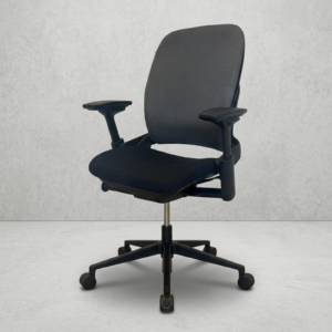 Steelcase Lamia Fog / Black (Refurbished)