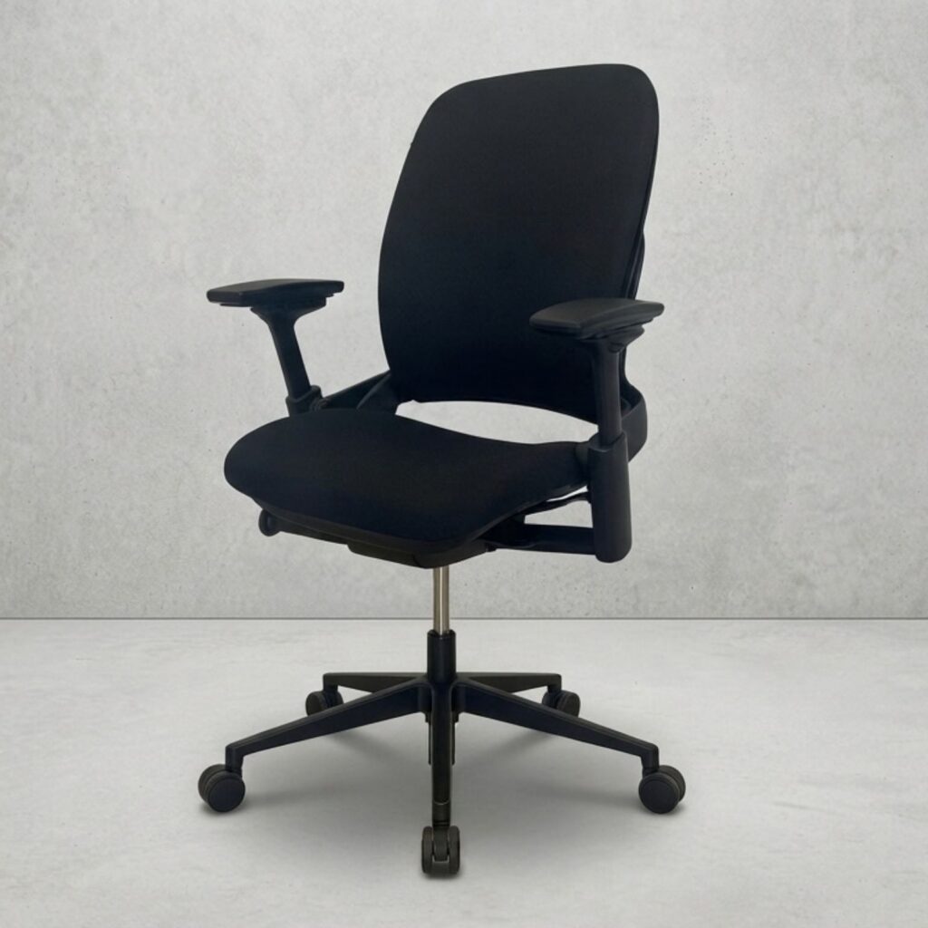 Steelcase Lamia (Refurbished)