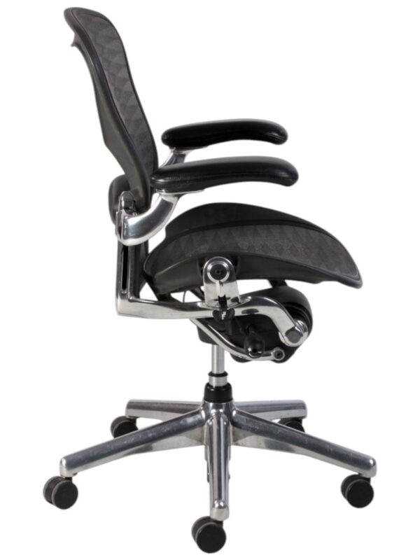 Herman Miller Aeron Classic Tuxedo / Chrome (Refurbished) - Image 6