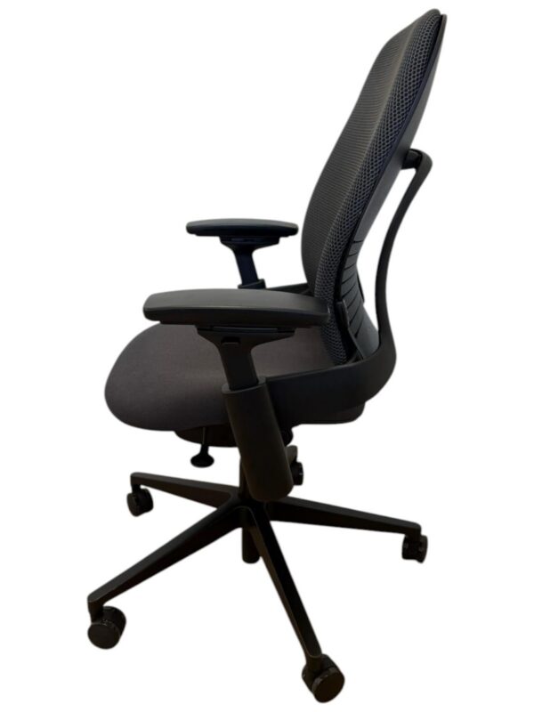 Steelcase Leap V2 Anthracite (Refurbished) - Image 5