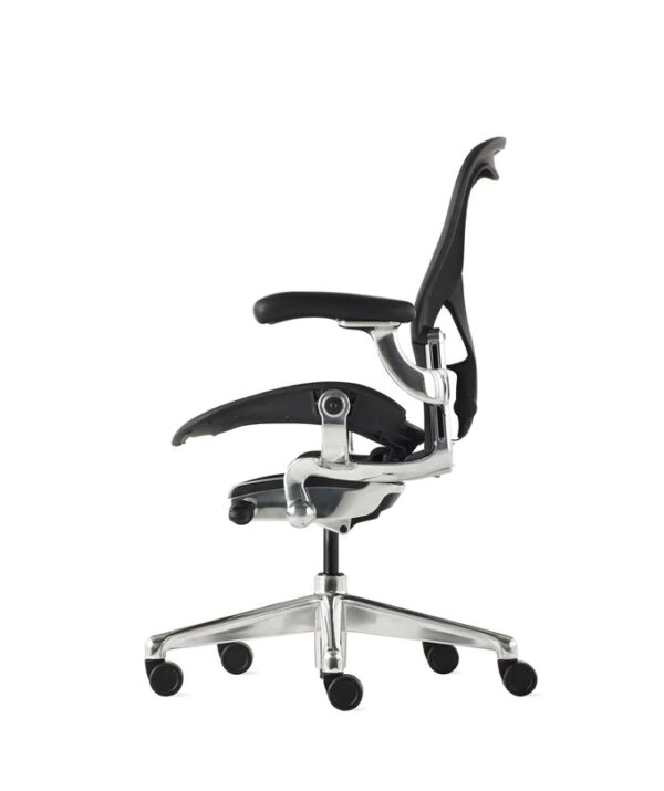 Herman Miller Aeron Remastered Onyx (New) - Image 7